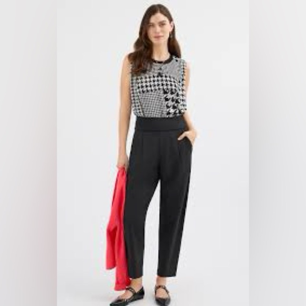 Cabi Chilling Pants #4695 size Medium, black, high waisted